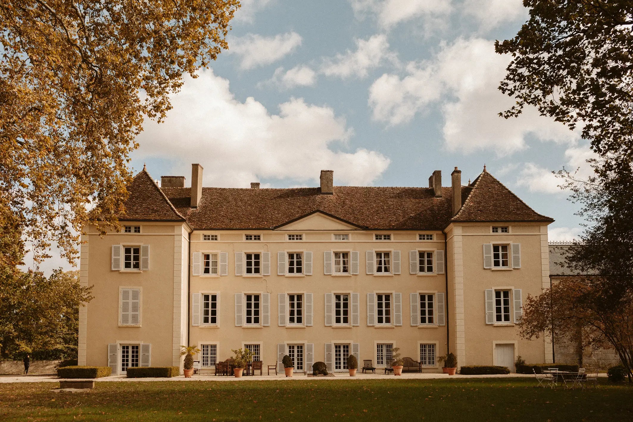 hebergements-sejours-armand-heitz-chateau-bourgogne-chambre-hotes-appartement.webp