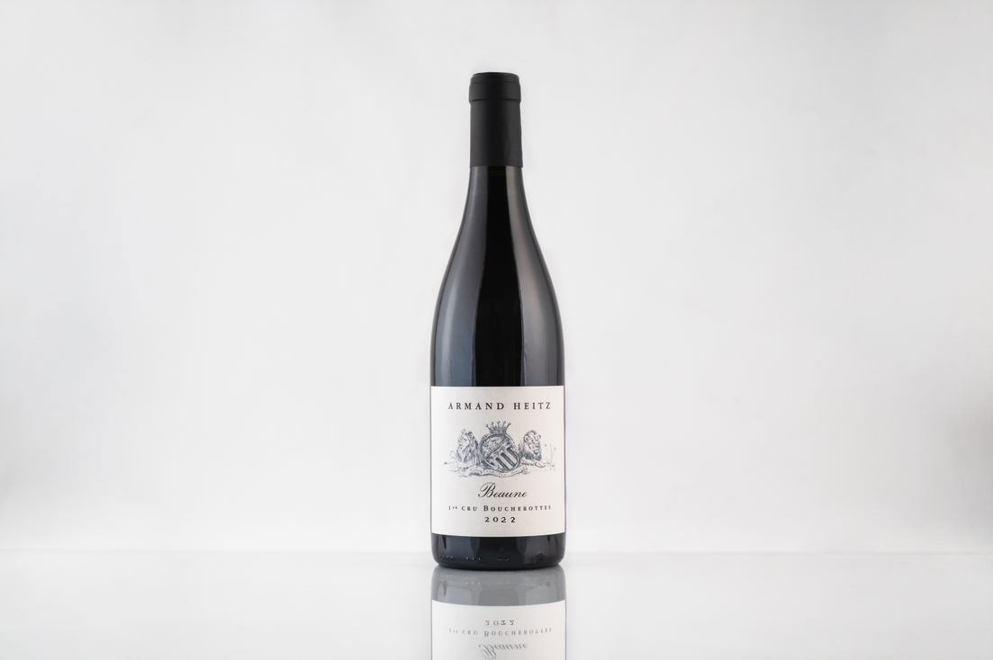 Bouteille de vin rouge appellation Beaune 1er Cru Boucherottes domaine Armand Heitz
