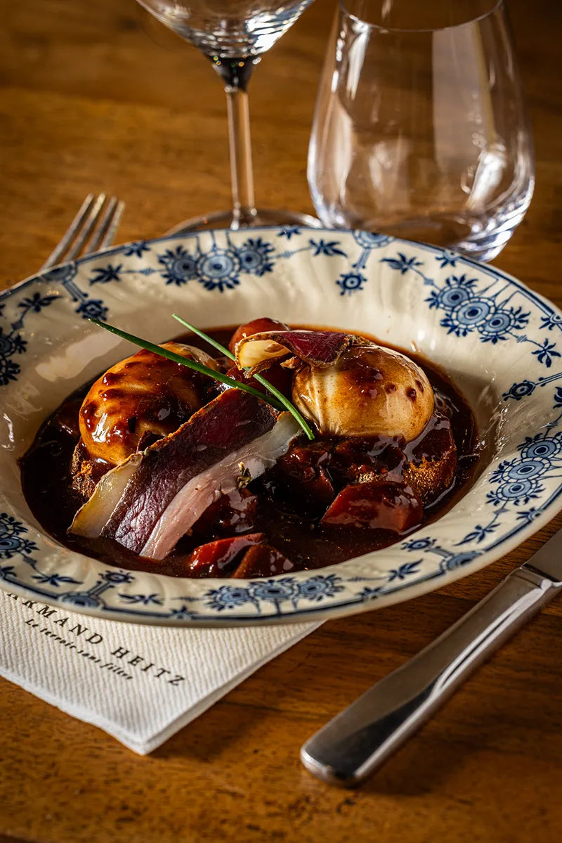 oeufs-meurettes-chez-armand-heitz-restaurant-chaudenay-bourgogne.webp