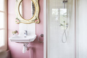 Salle de bain de la chambre rose, chambre d'hôtes au Château Armand Heitz en Bourgogne