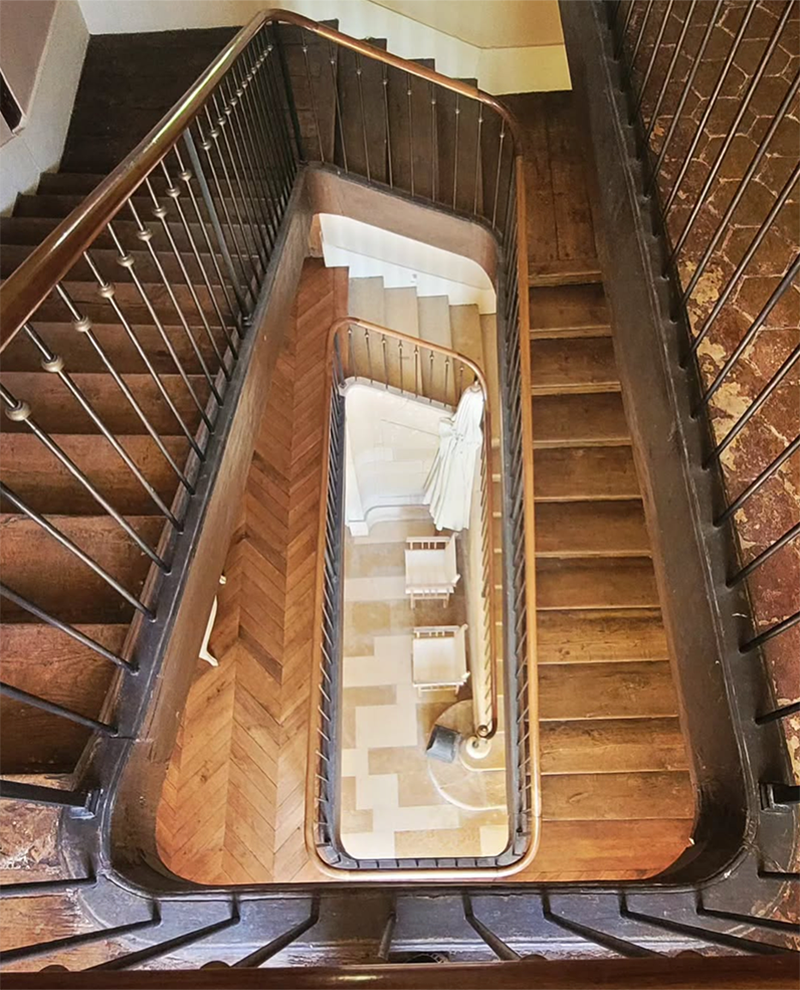 sejours-chambres-hotes-chateau-armand-heitz-bourgogne-burgundy.webp
