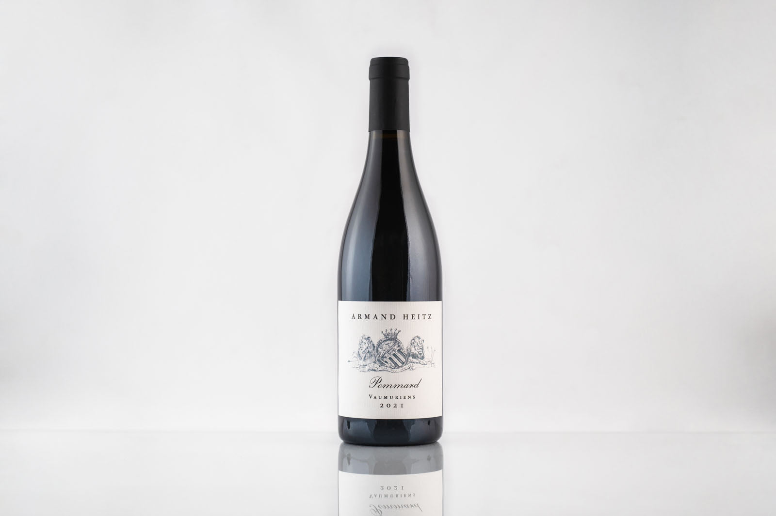 Bouteille de vin rouge de Bourgogne Pommard Vaumuriens 2021 Armand Heitz
