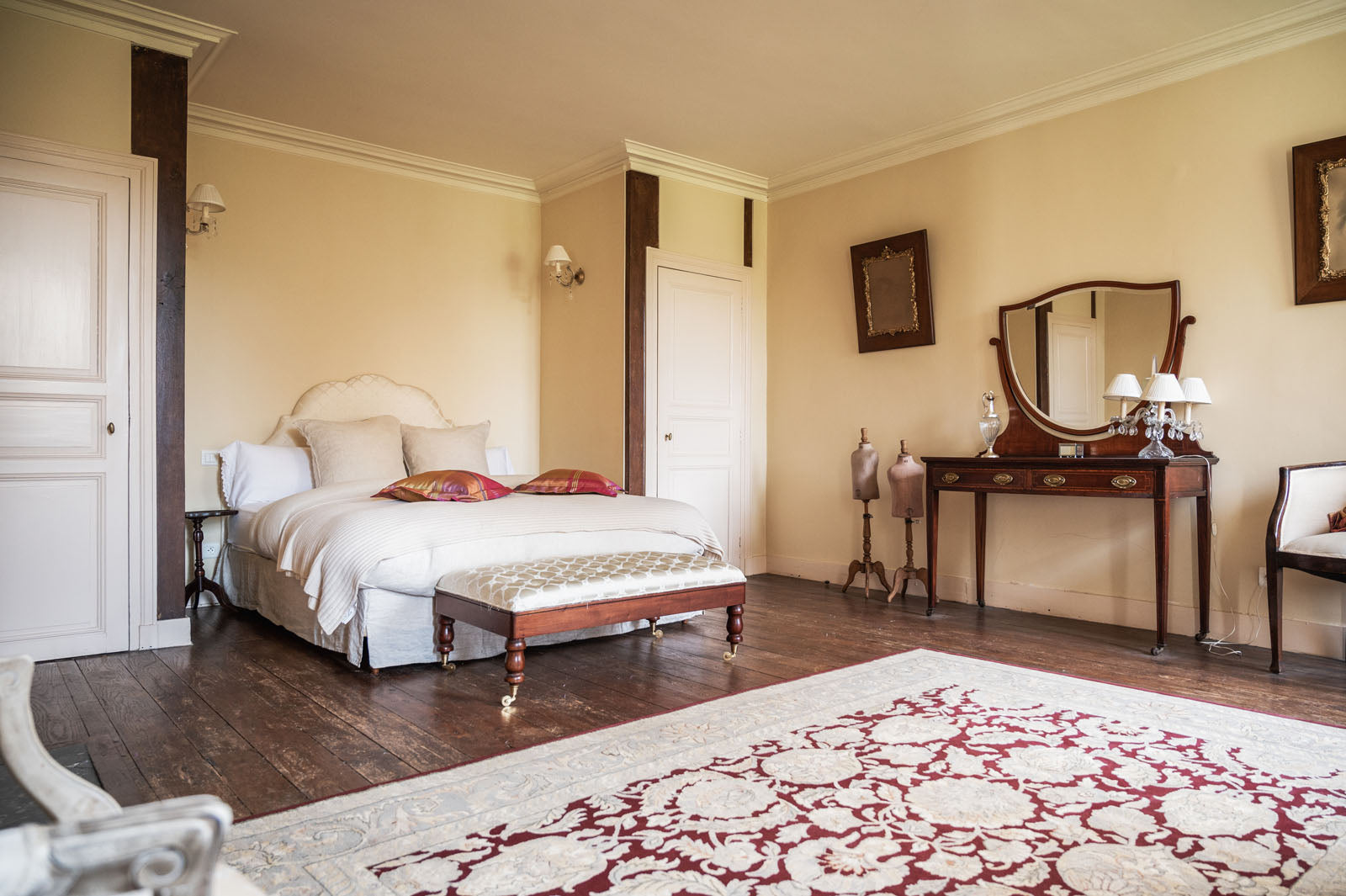 La chambre beige, chambre d'hôtes au Château Armand Heitz en Bourgogne